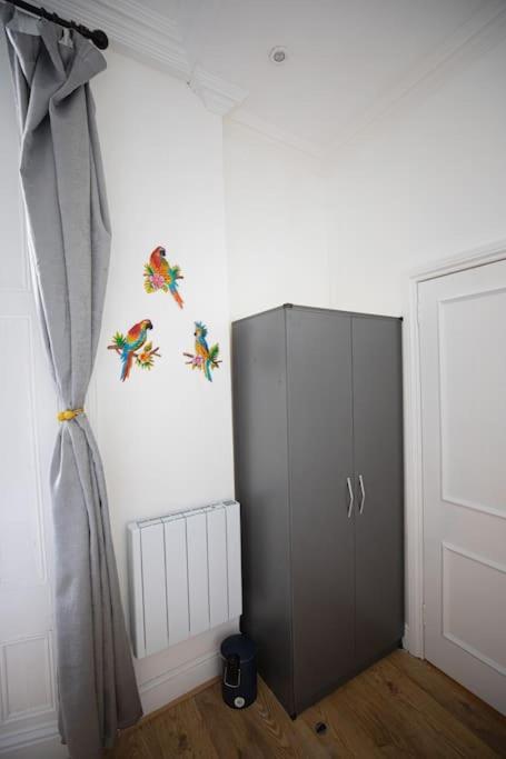 Perfect Location 4Bed 2 Bath Spacious Apartment London Ngoại thất bức ảnh