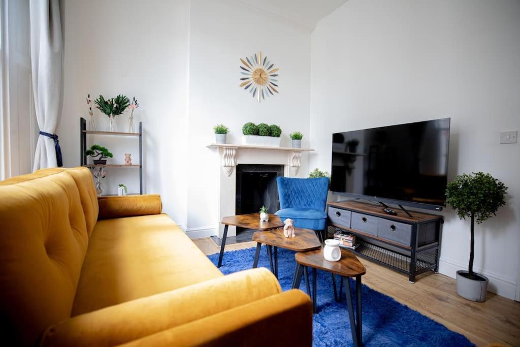 Perfect Location 4Bed 2 Bath Spacious Apartment London Ngoại thất bức ảnh
