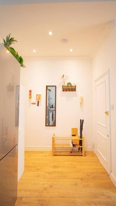 Perfect Location 4Bed 2 Bath Spacious Apartment London Ngoại thất bức ảnh