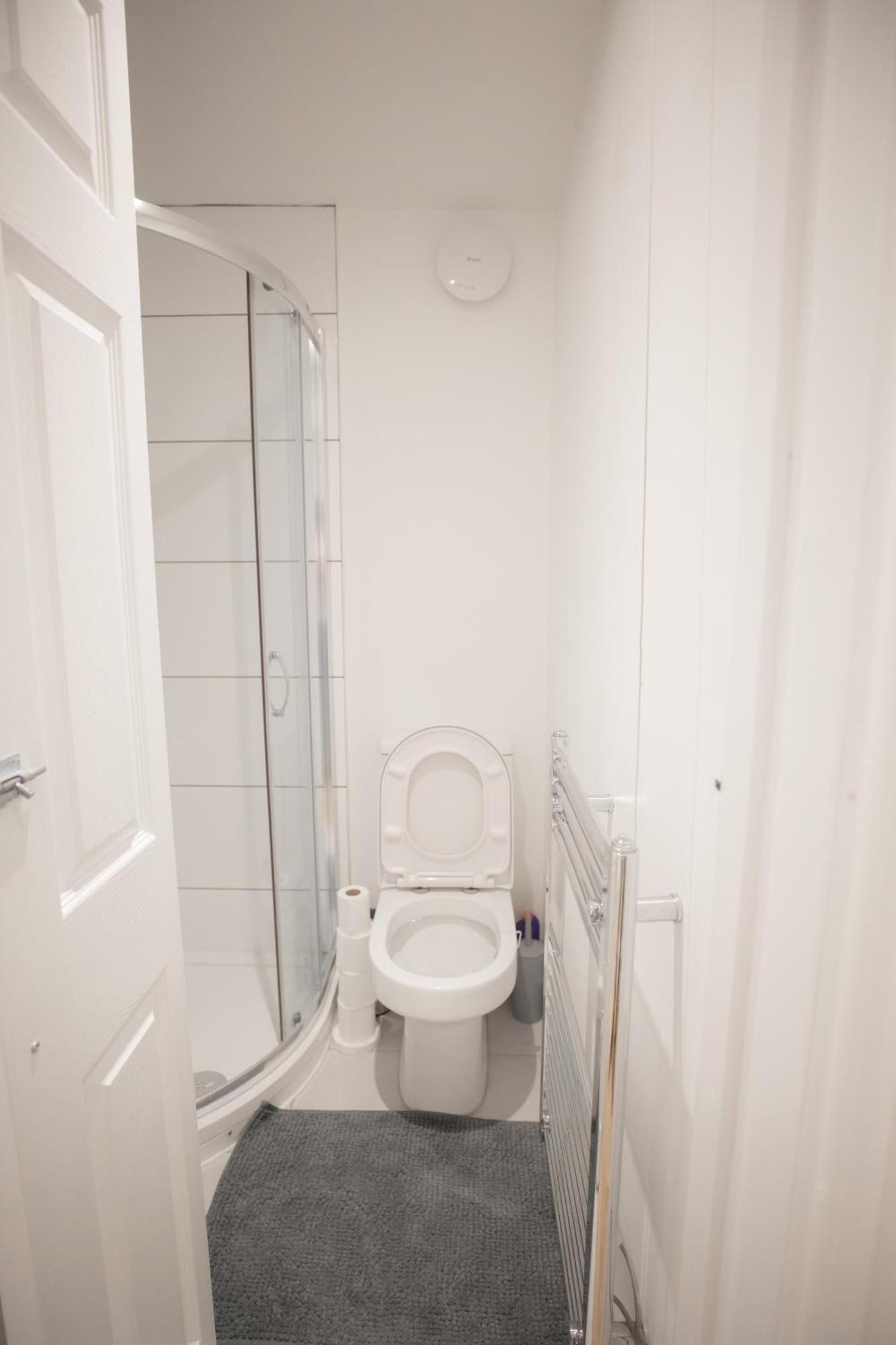 Perfect Location 4Bed 2 Bath Spacious Apartment London Ngoại thất bức ảnh
